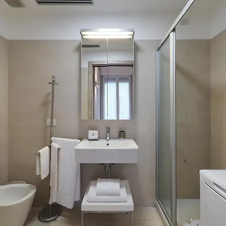 Contempora - Cavallotti 13 - B52 * Μιλάνο